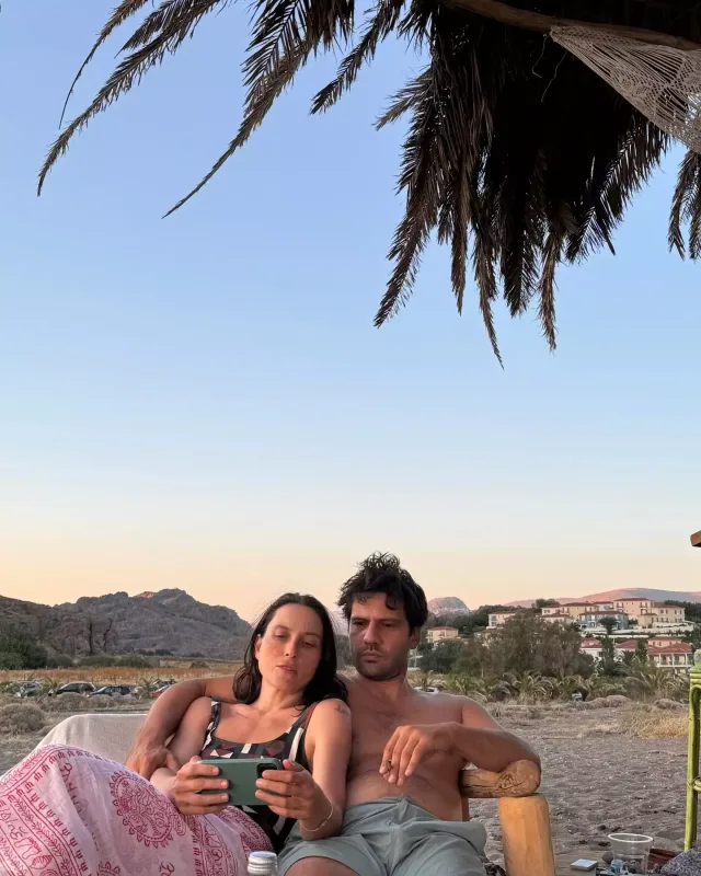 Kaan oğlu ilə xanımını paylaşdı