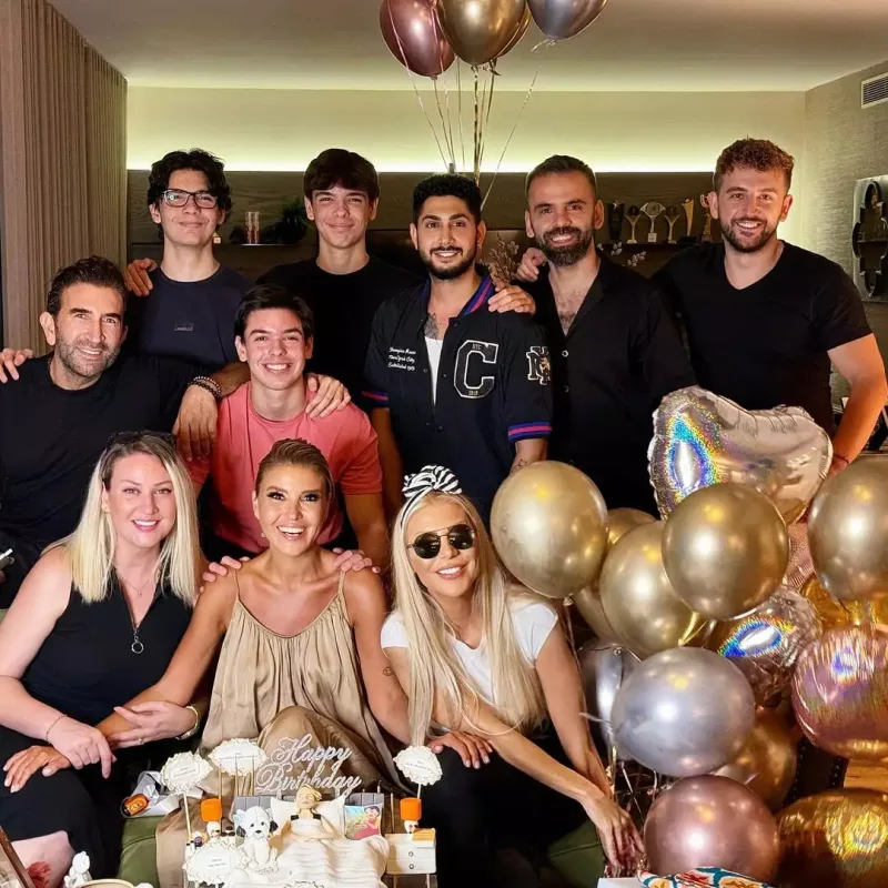 Ailəsindən Gülben Ergenə sürpriz