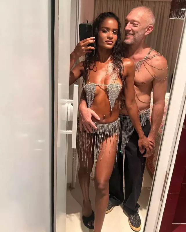 Vinsent Kasseldən sevgilisi ilə eşq dolu fotolar