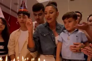 Mehriban Əliyeva ad gününü onlarla qeyd etdi