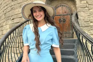 “Kan çicekleri”nin ulduzu Bakıda