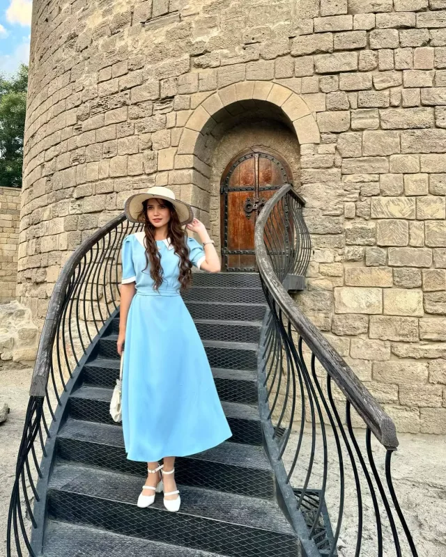 “Kan çicekleri”nin ulduzu Bakıda