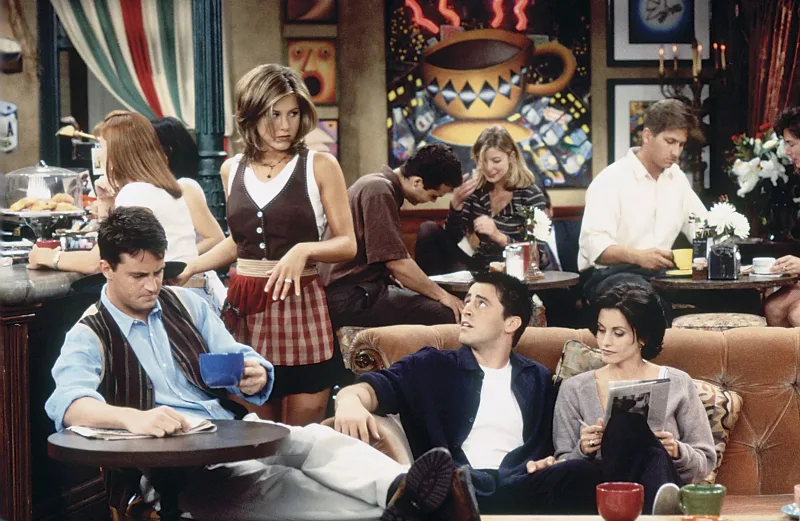 “Friends”in əşyaları satılır