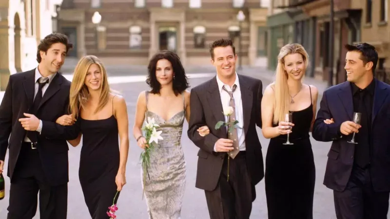 “Friends”in əşyaları satılır