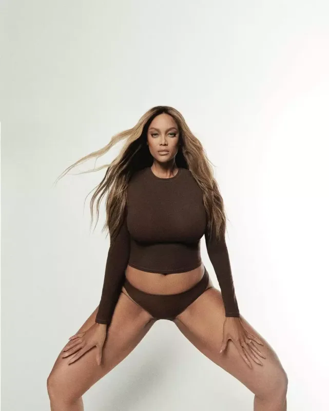 19 ildən sonra səhnəyə geri dönür