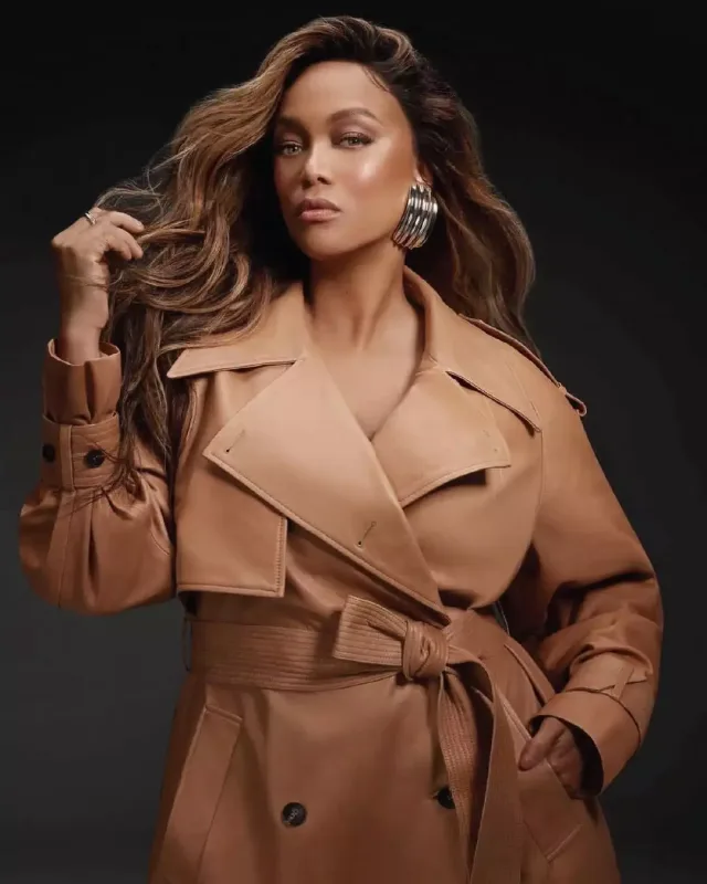 19 ildən sonra səhnəyə geri dönür