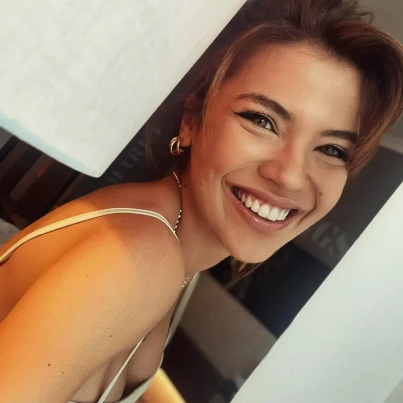 Layihəyə gəlmədən ayrıldı