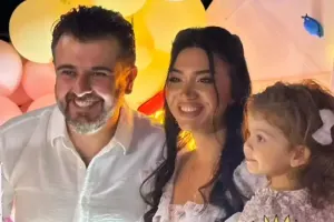 Cavid qızına doğum günü keçirdi