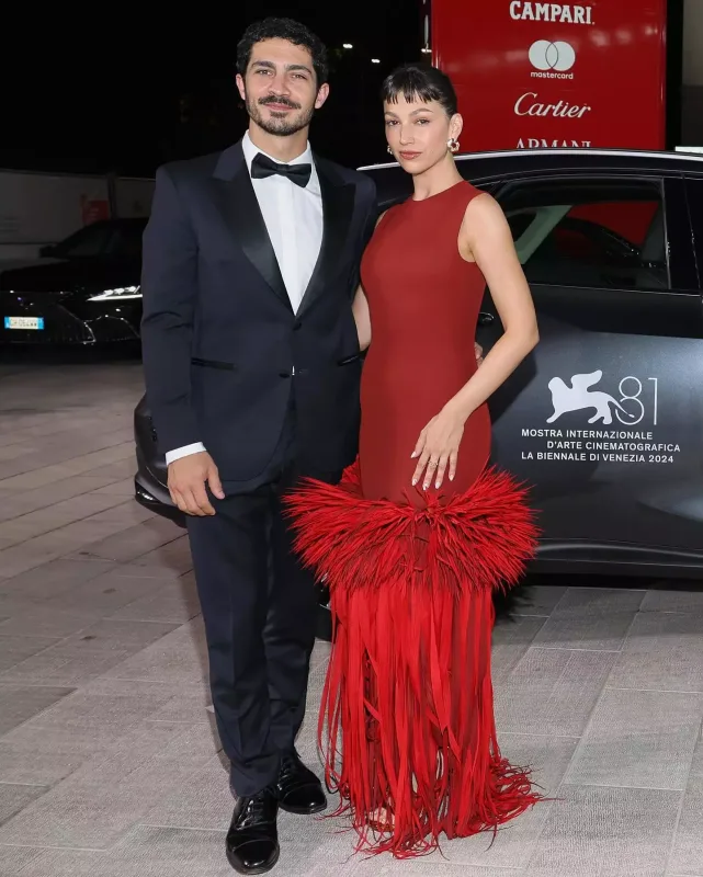 “La Casa De Papel”in ulduzu sevgilisi ilə