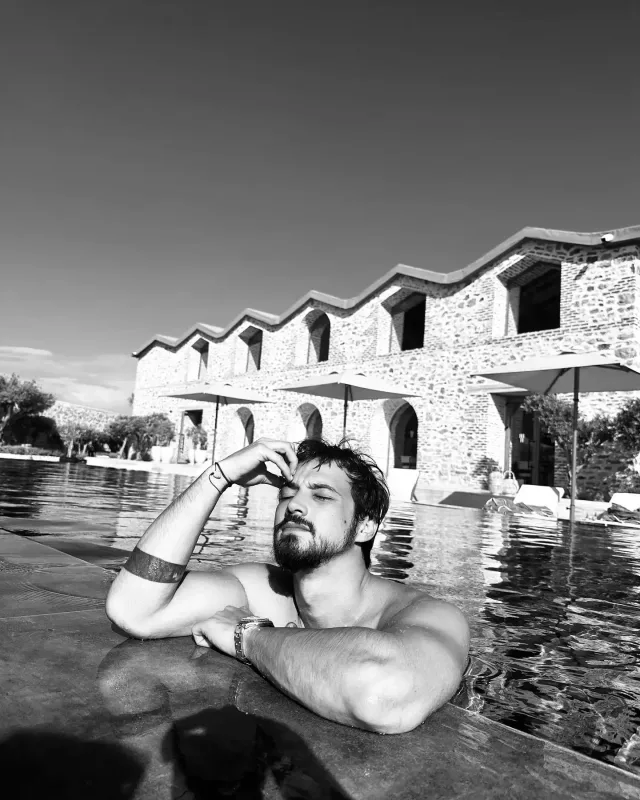 “Üstündən çox sular axdı”