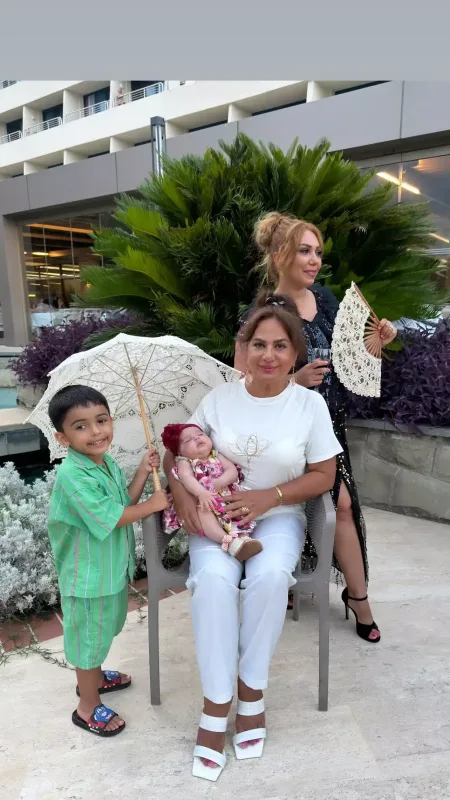 Leylanın ailəsi ilə Antalya tətili