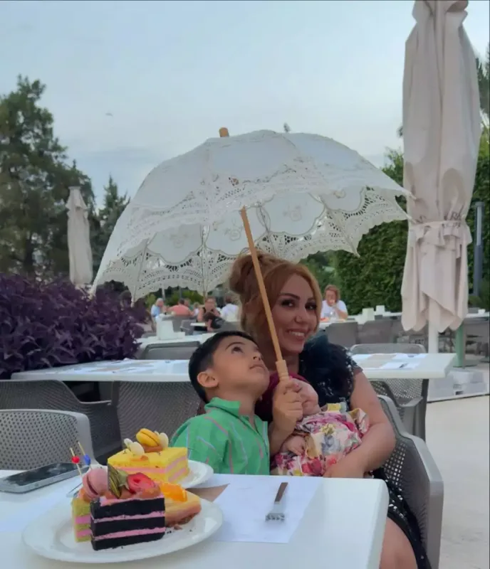 Leylanın ailəsi ilə Antalya tətili