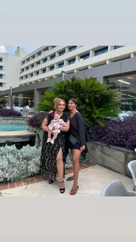 Leylanın ailəsi ilə Antalya tətili