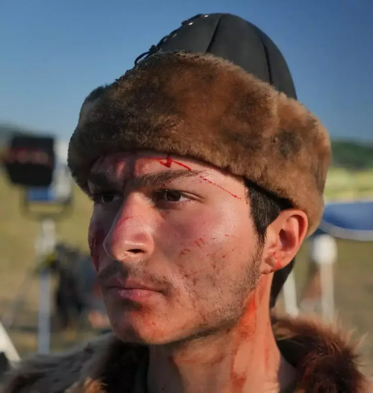 “Qara Sunqur”un oğlunu o canlandıracaq