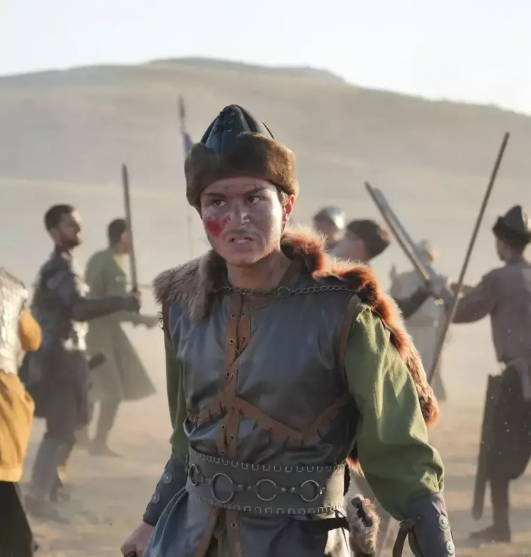 “Qara Sunqur”un oğlunu o canlandıracaq