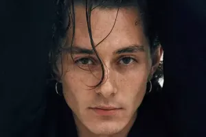 “Məktəbə nifrət edirdim” - Anar Xəlilov