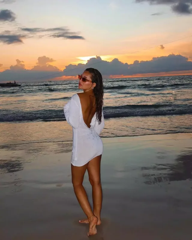 Şəms 43 günə 7 ölkə gəzdi