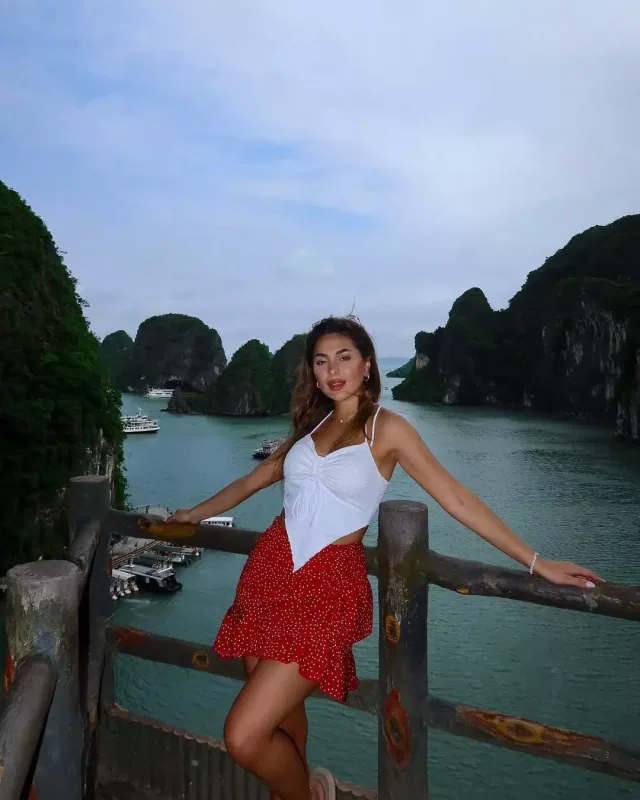 Şəms 43 günə 7 ölkə gəzdi