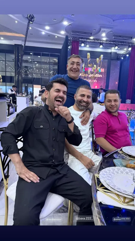 Nicat qızı üçün məclis keçirdi