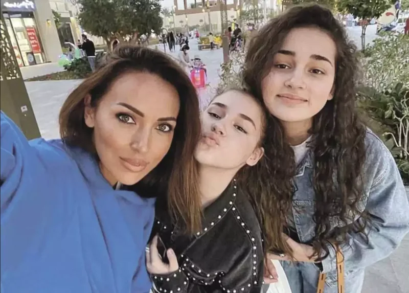 “Heç vaxt müstəqil olmamışam” - milyarder ərindən boşanan Alsu