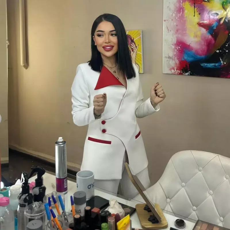 “Haqqımda yazılan neqativ rəyləri oxumuram”