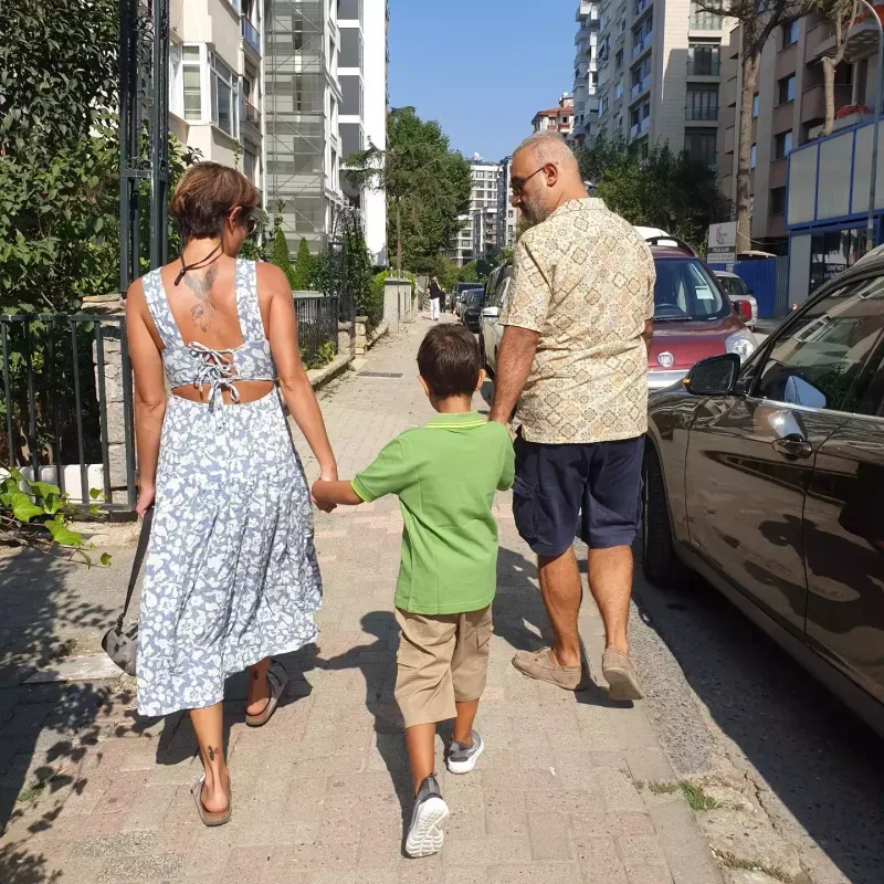 Sevgilisindən ayrıldıqdan sonra keçmiş xanımı ilə...
