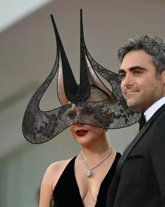 Ledi Qaqanın Venesiya tərzi!