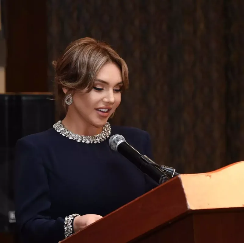 Samirə və qızı Leyla Əliyeva ilə bir arada