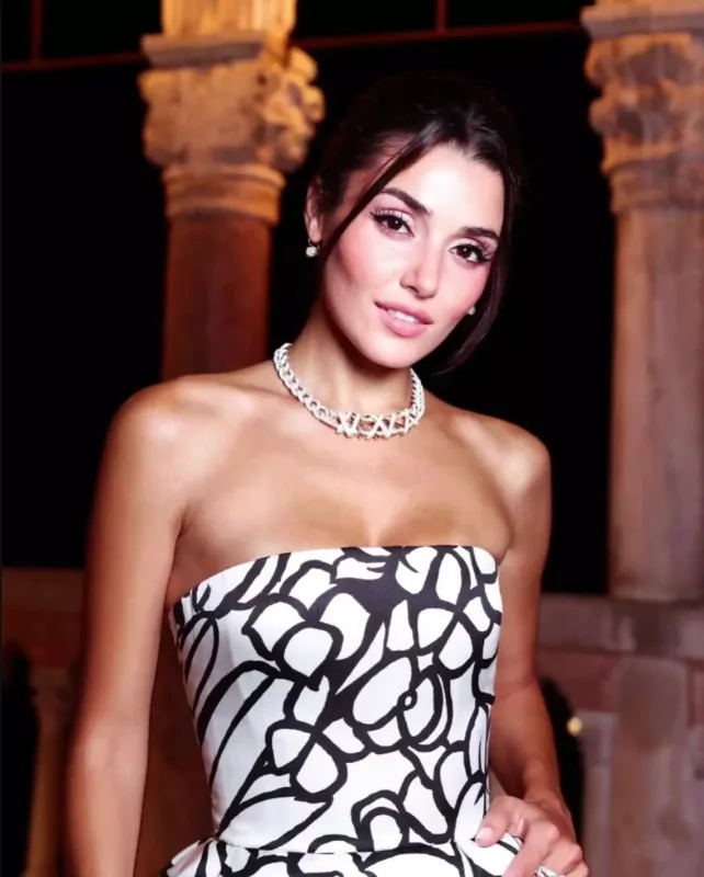 Hande Venesiyada...
