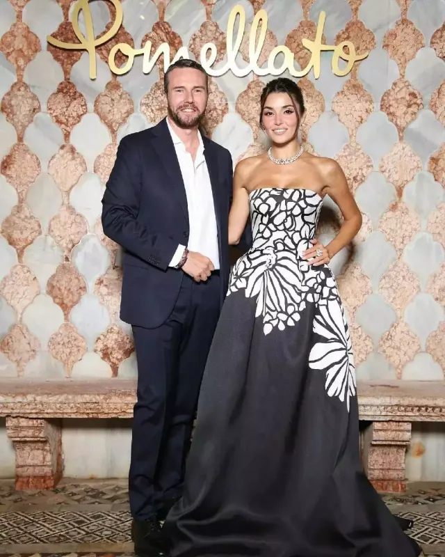 Hande Venesiyada...