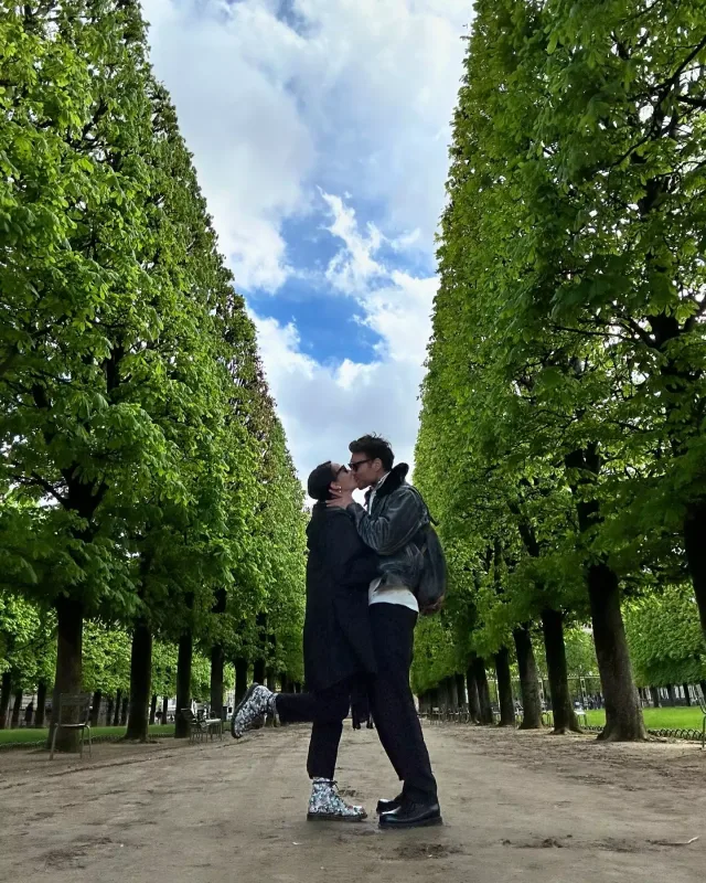 Bir-birilərinə eşq elan etdilər