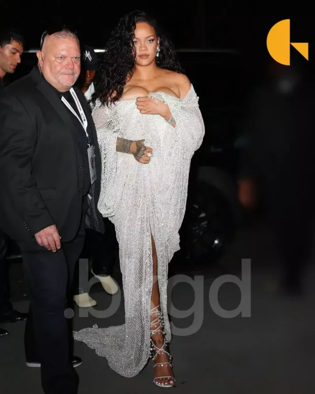 Riri moda həftəsində!