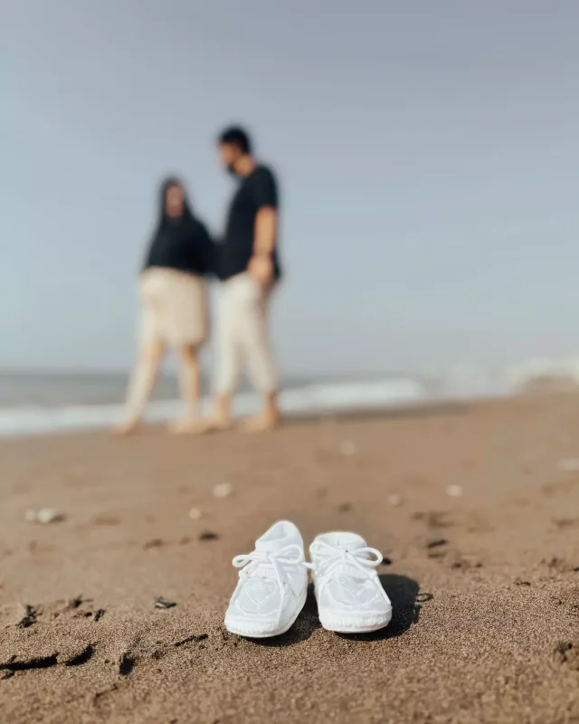 Türk müğənni ana olacaq