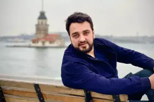 Zaur efirə tək qayıdır!