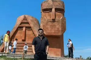 Bu fotoya görə Tolikin səhifələri bağlandı