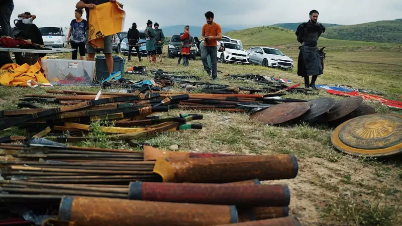 “Azərbaycan Atabəyləri”nin kadrarxası...