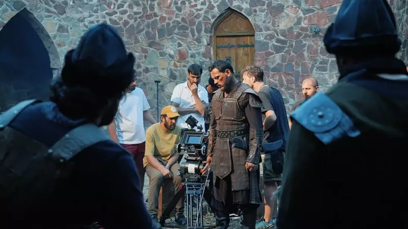 “Azərbaycan Atabəyləri”nin kadrarxası...