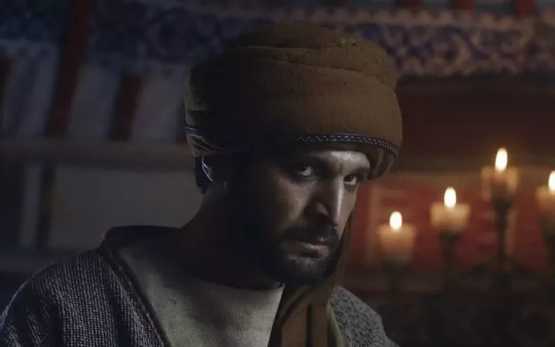 “Məni yalaq aktyorlarla səhv salmayın”