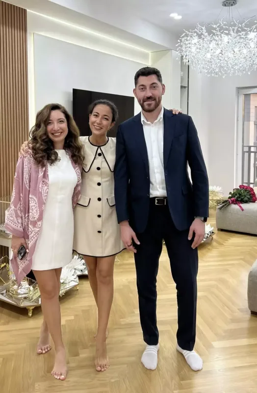 Günayın bacısının elçiliyi oldu