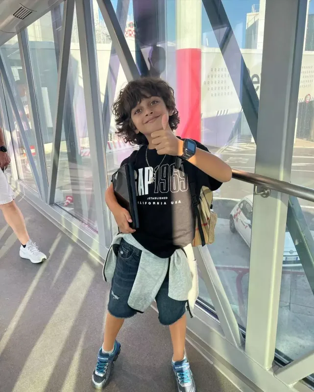 Xoşqədəmin ailəsi ilə Avropa tətili