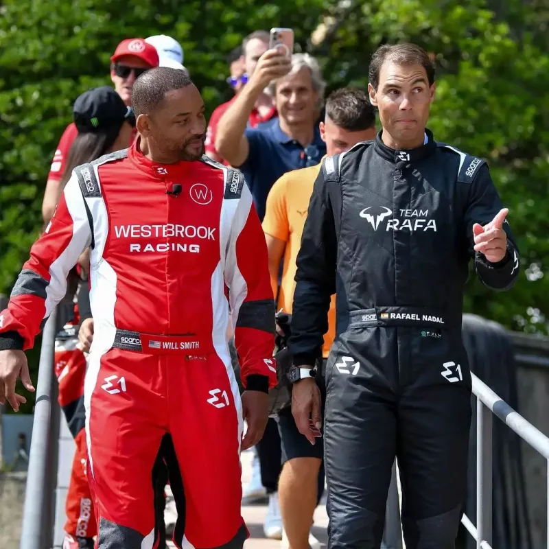 Uill Smit Bakıya gəldi