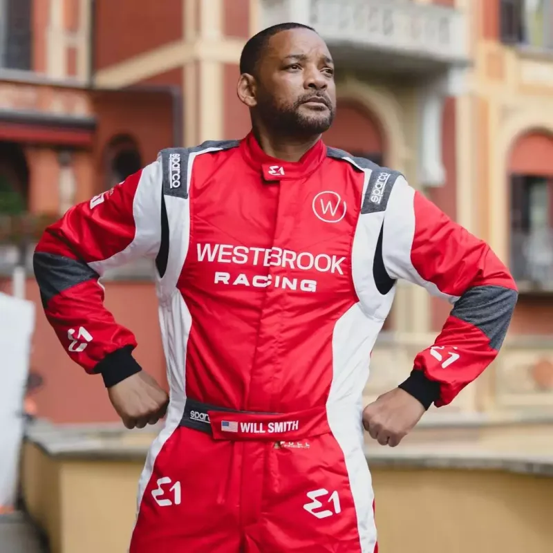 Uill Smit Bakıya gəldi