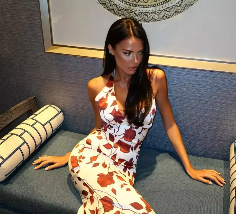 Alsunun boşanmasında ittiham olunan model danışdı