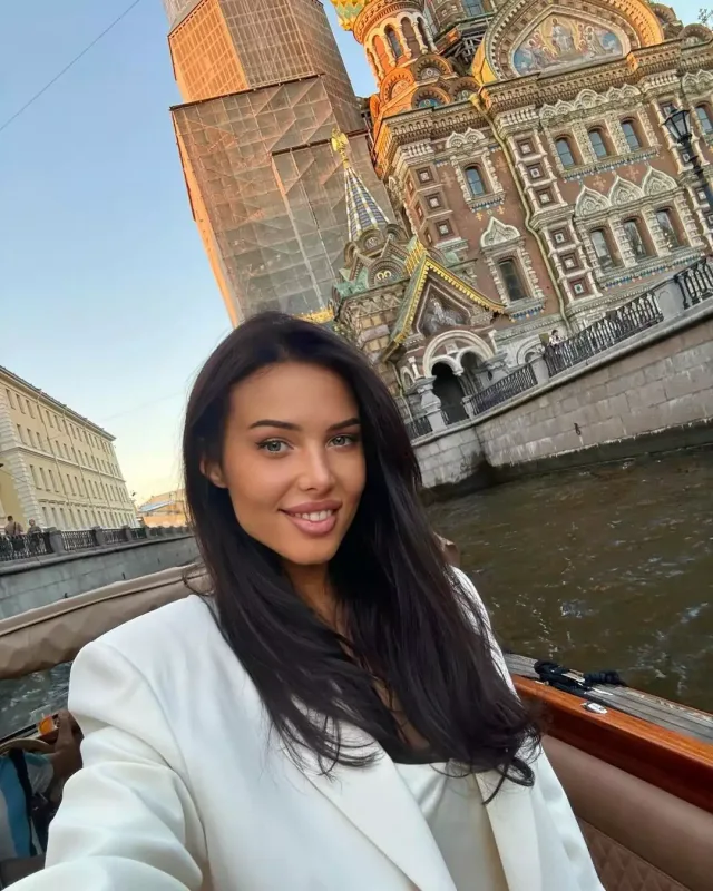 Alsunun boşanmasında ittiham olunan model danışdı