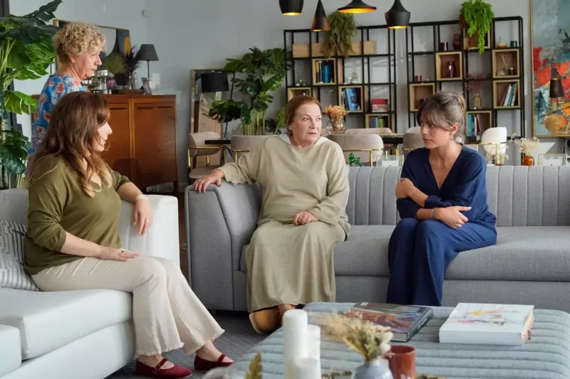 Yeni aktyorlarla 3-cü sezon şəkilləri