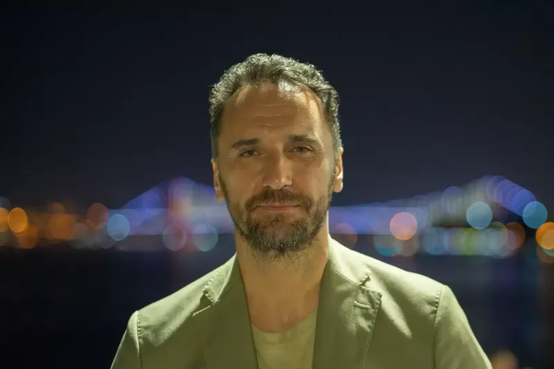 Yeni aktyorlarla 3-cü sezon şəkilləri