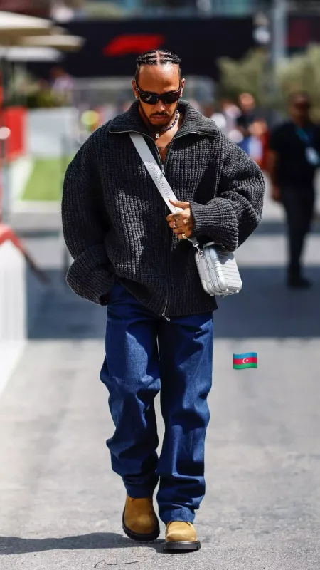 Lüis Hemilton Bakıda