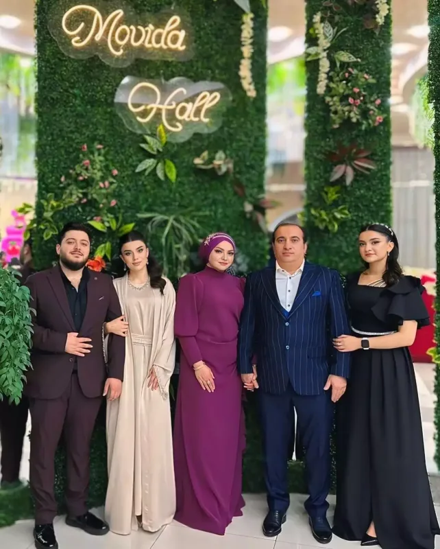 Natiq Şirinovun ailəsi ilə fotoları