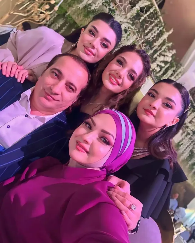 Natiq Şirinovun ailəsi ilə fotoları