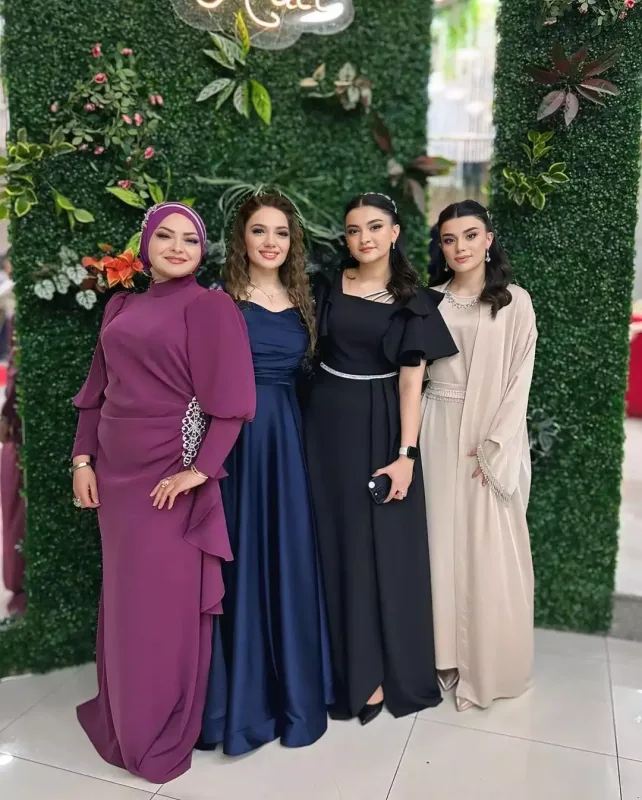 Natiq Şirinovun ailəsi ilə fotoları